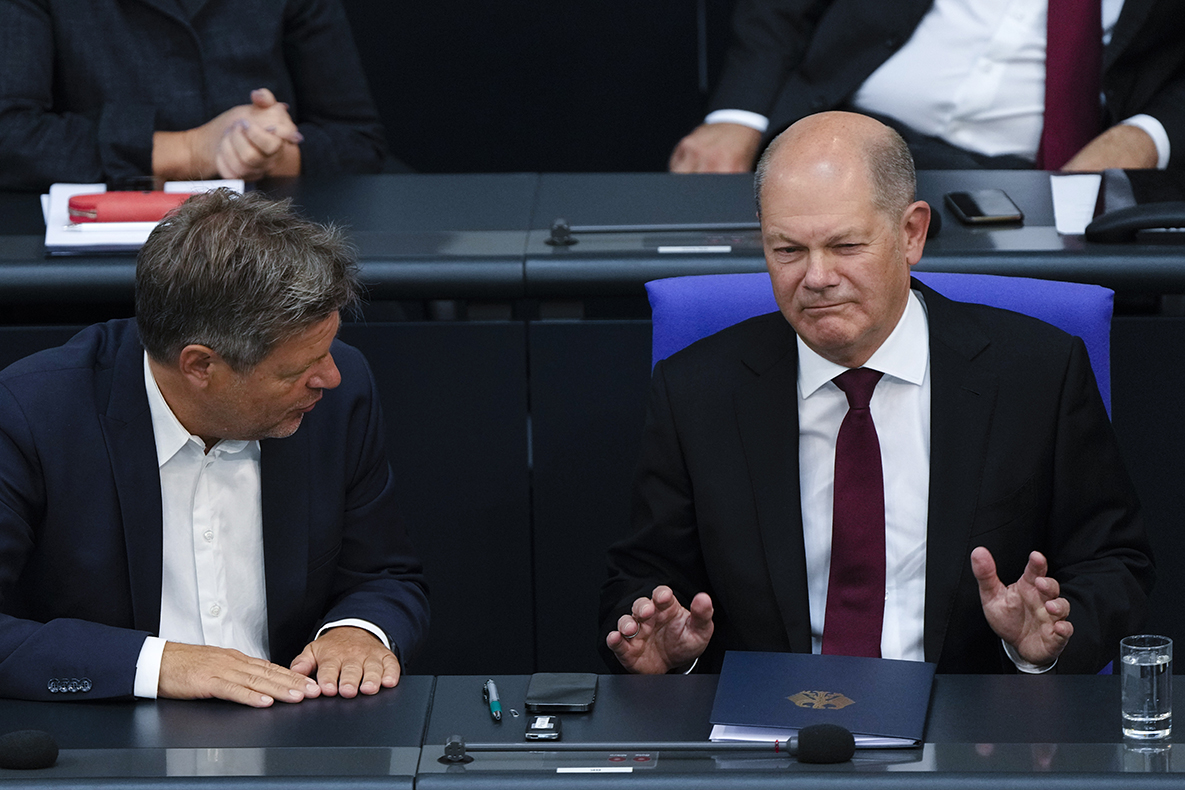 Scholz defends record on energy and says Germany will get through ...