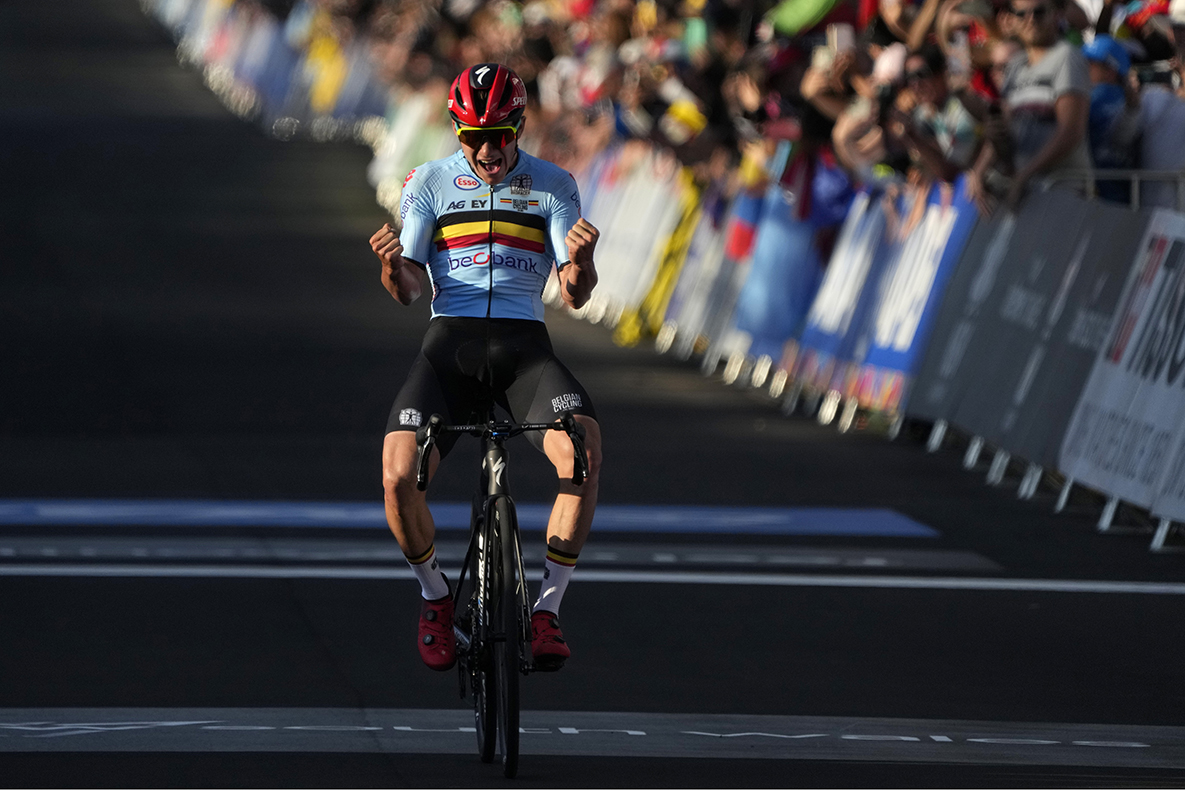 Men's Cycling Evenepoel crowns season by soloing to world title in ...