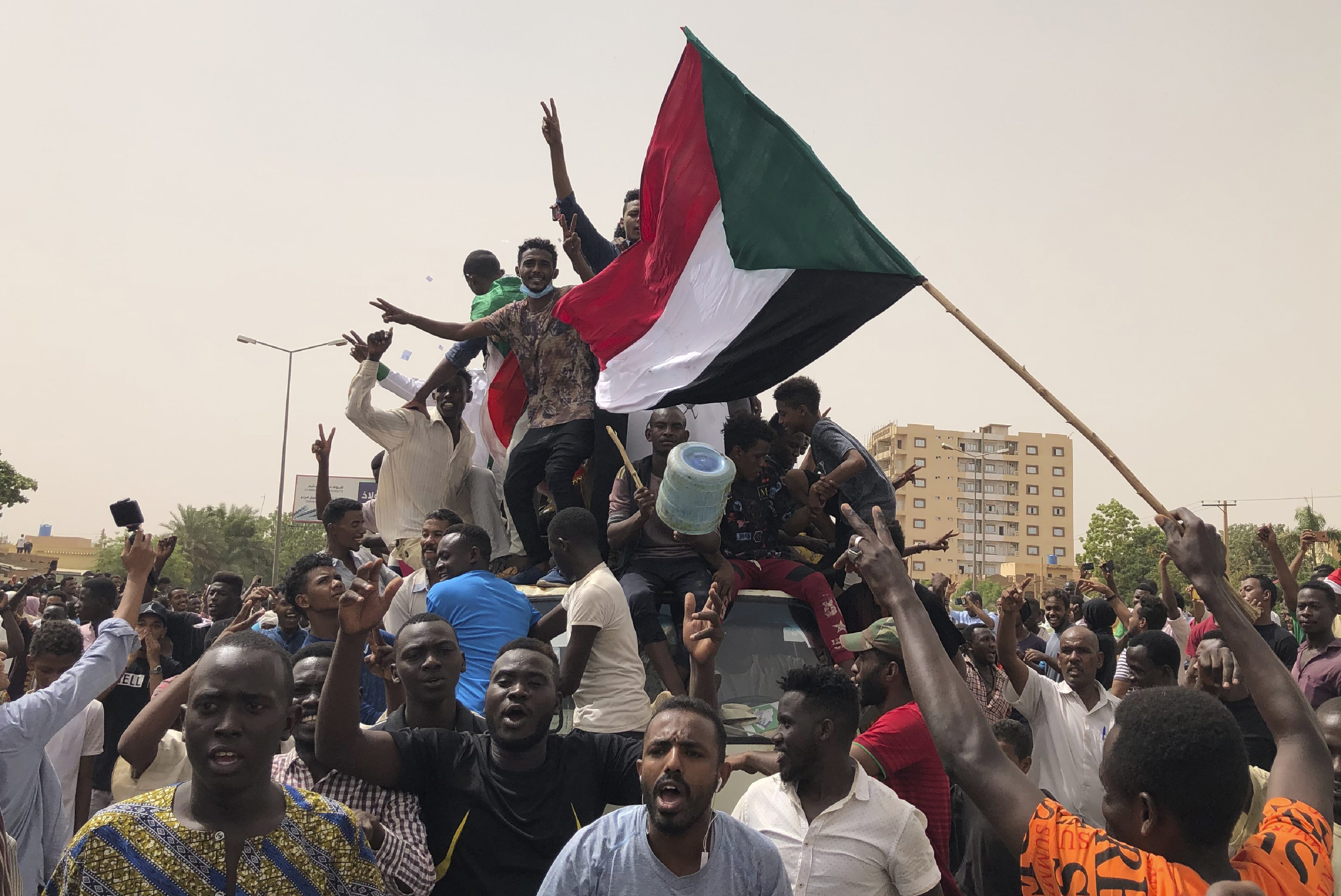 Sudanese ‘million-strong march’ goes ahead despite military's threat ...