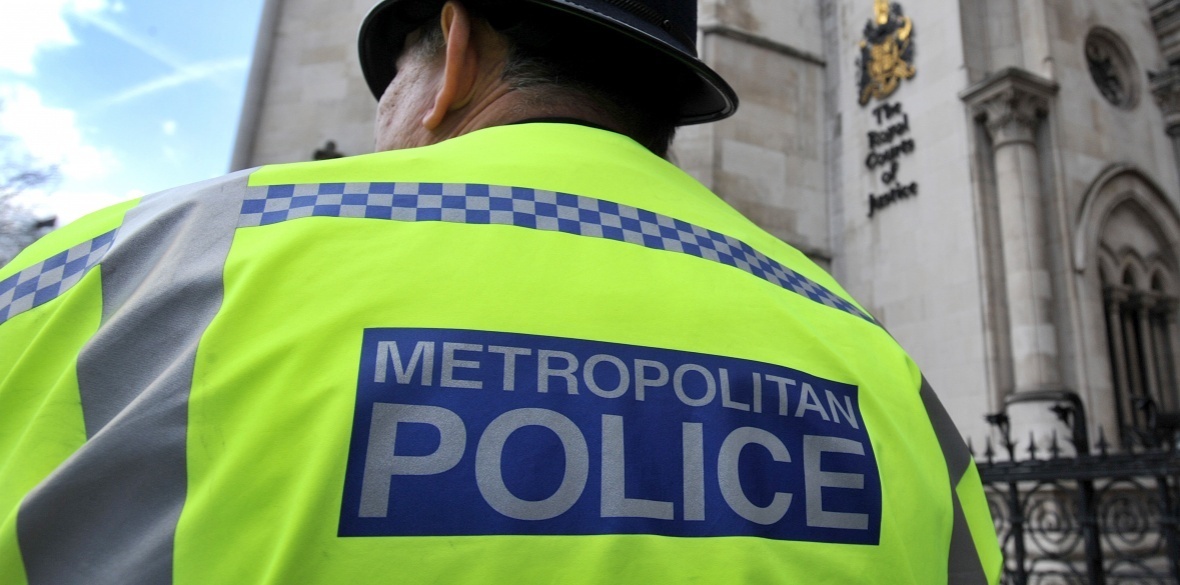 Met Officer charged with stalking | Morning Star