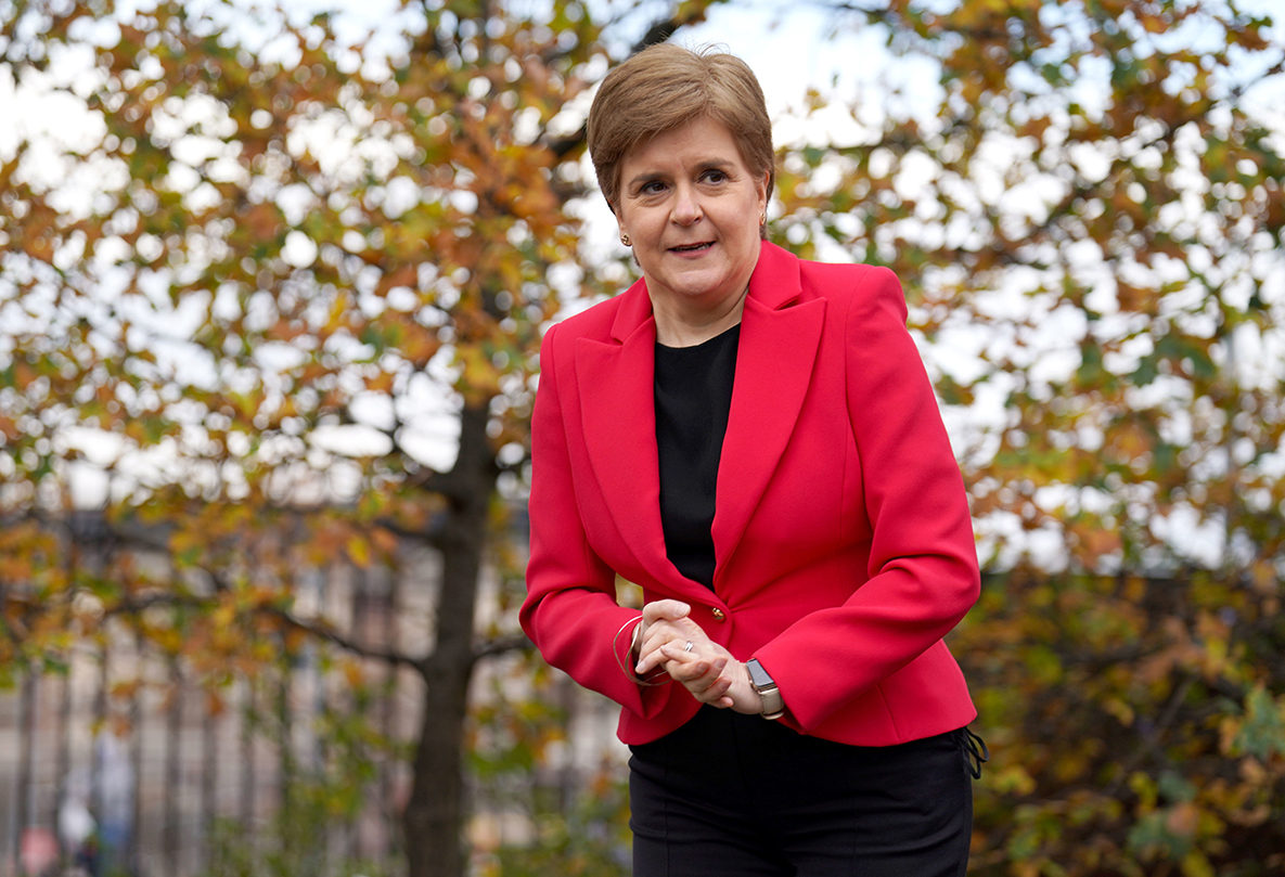 more-than-100-health-experts-call-on-sturgeon-demanding-more-action-on