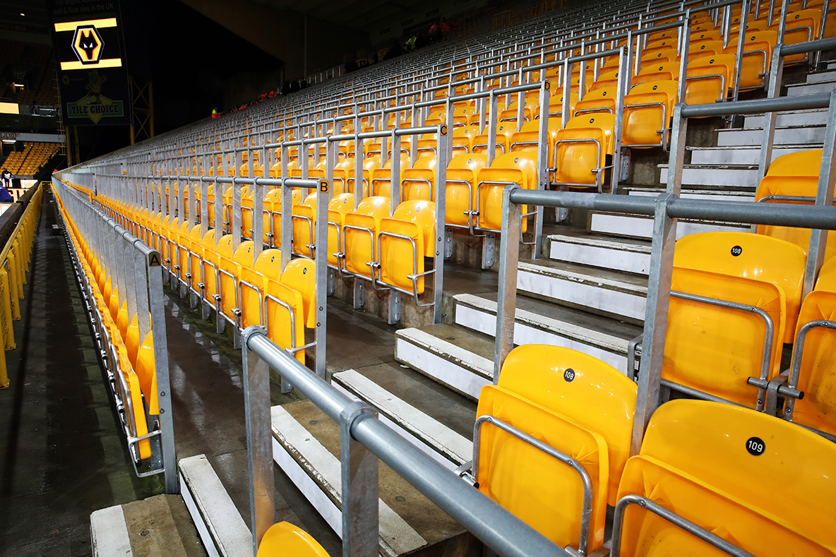 Men’s football Safe standing approved at Old Trafford | Morning Star