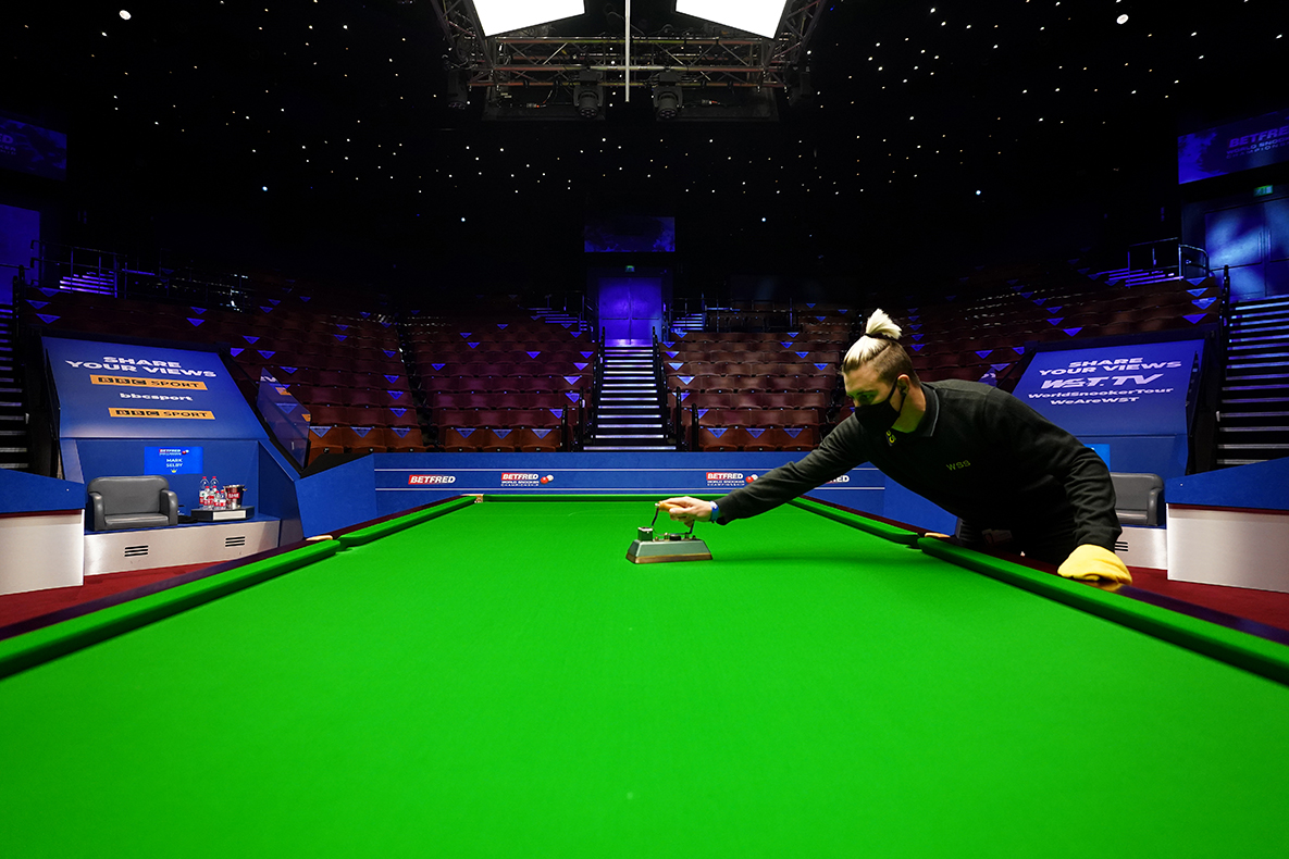 Capacity Crucible ends a great snooker season Morning Star