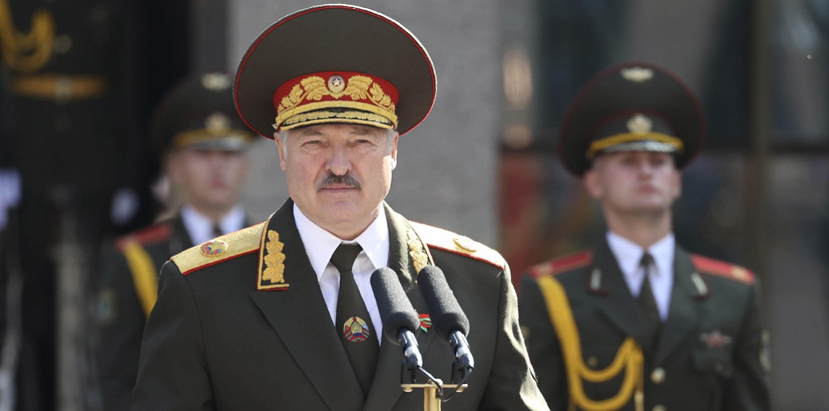 Belarusian President Sworn Into Office Amid Protests Against His ...