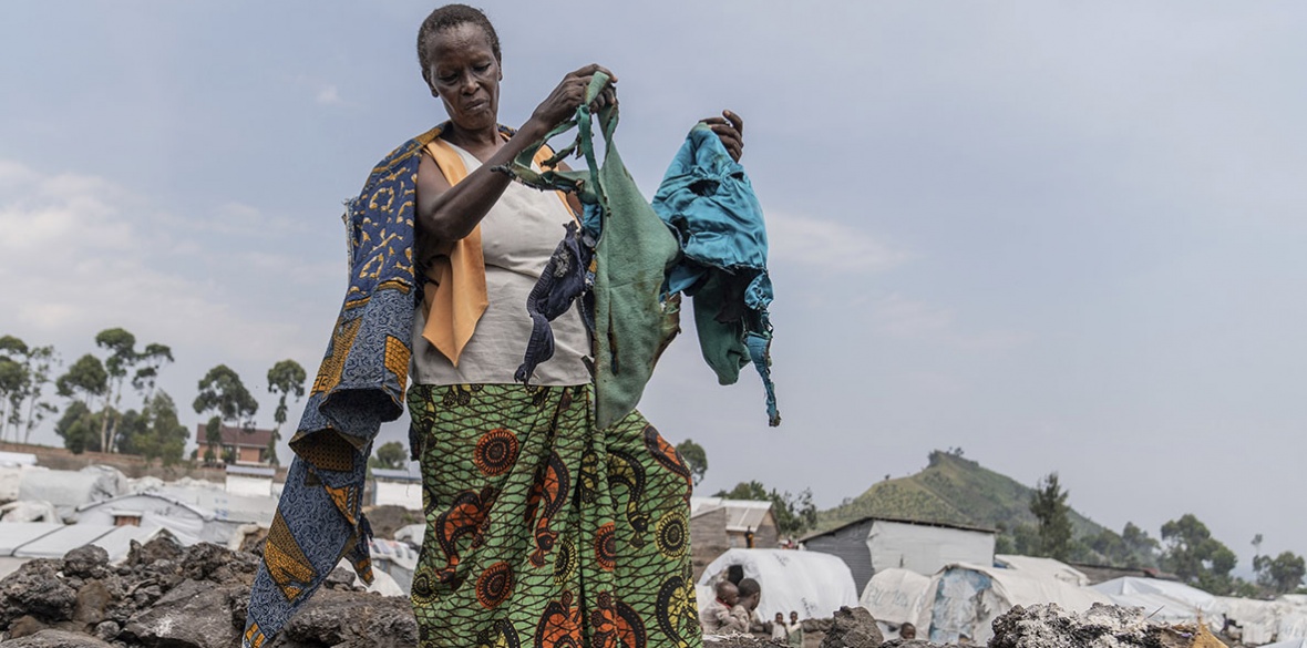 Fire at a displacement camp in Congo leaves dozens of families without ...