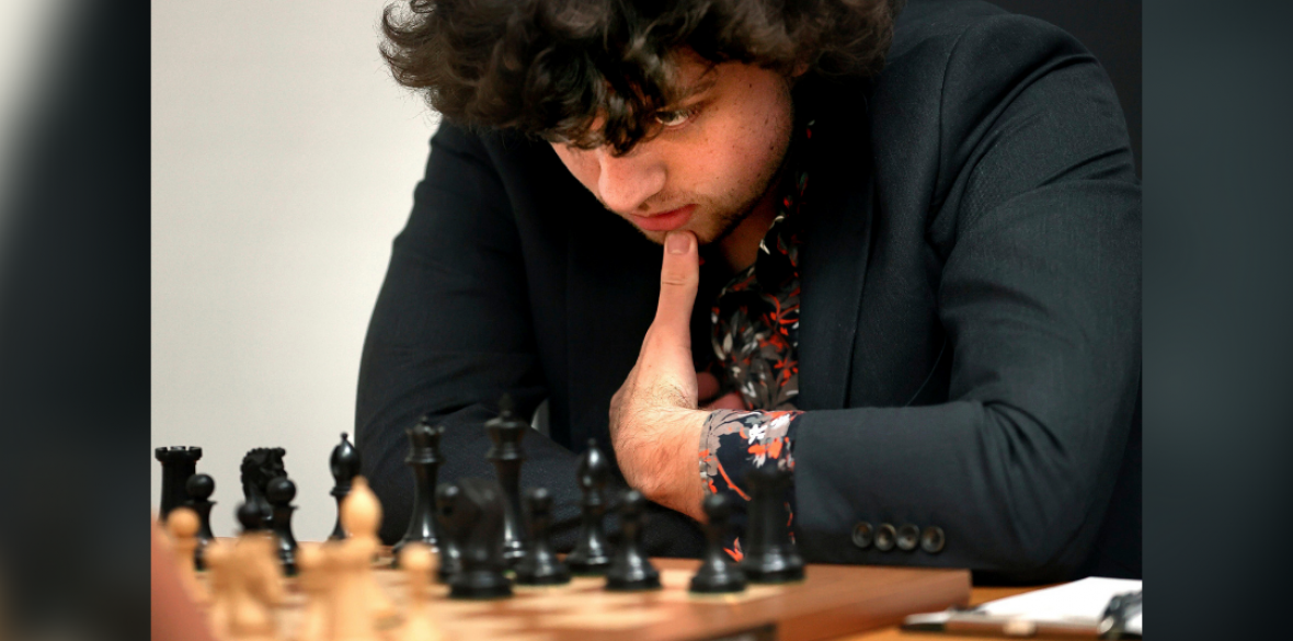 Us Chess Grandmaster Hans Niemann Plays Foto stock editorial - Imagem stock