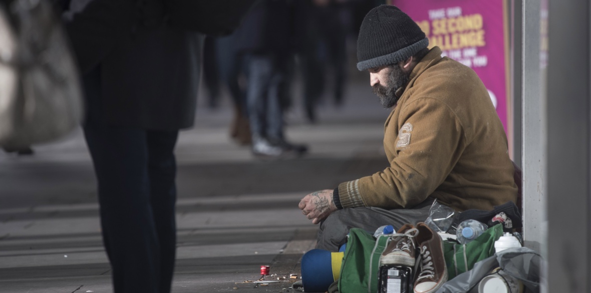 Labour reveals plan to end rough sleeping in five years | Morning Star