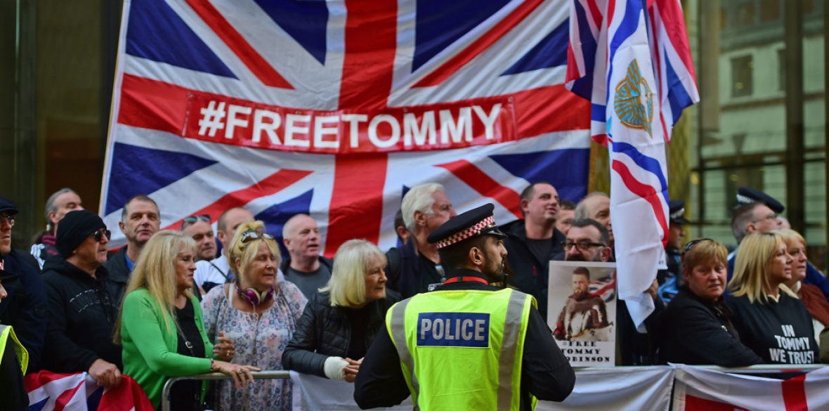 Free tommy robinson outlet t shirts