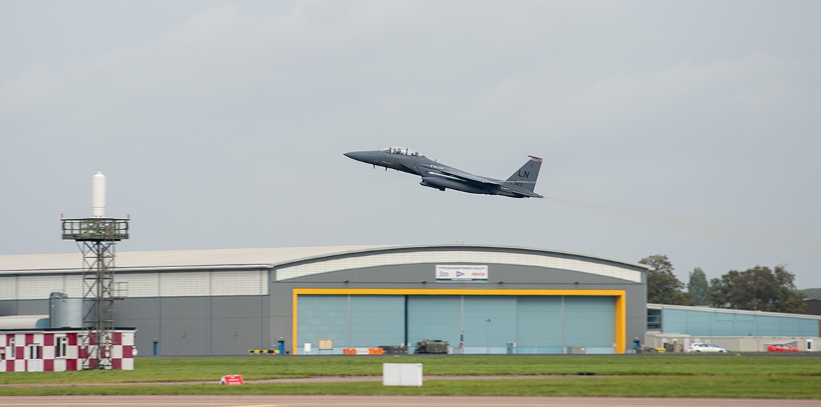 Anti-nuclear weapons activists to camp outside RAF base for ten days ...