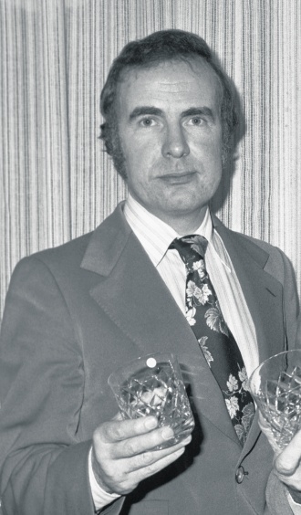 Hugh McIlvanney pictured in 1976 after winning the Sports Journalist award at the British Sports Journalism Awards