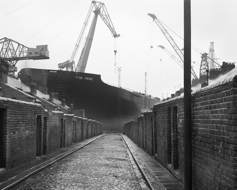 Tyne Pride from a back lane, Wallsend, 1975. Given by the artist in honour of all the shipyard workers of Tyneside, 2017 (© Chris Killip)