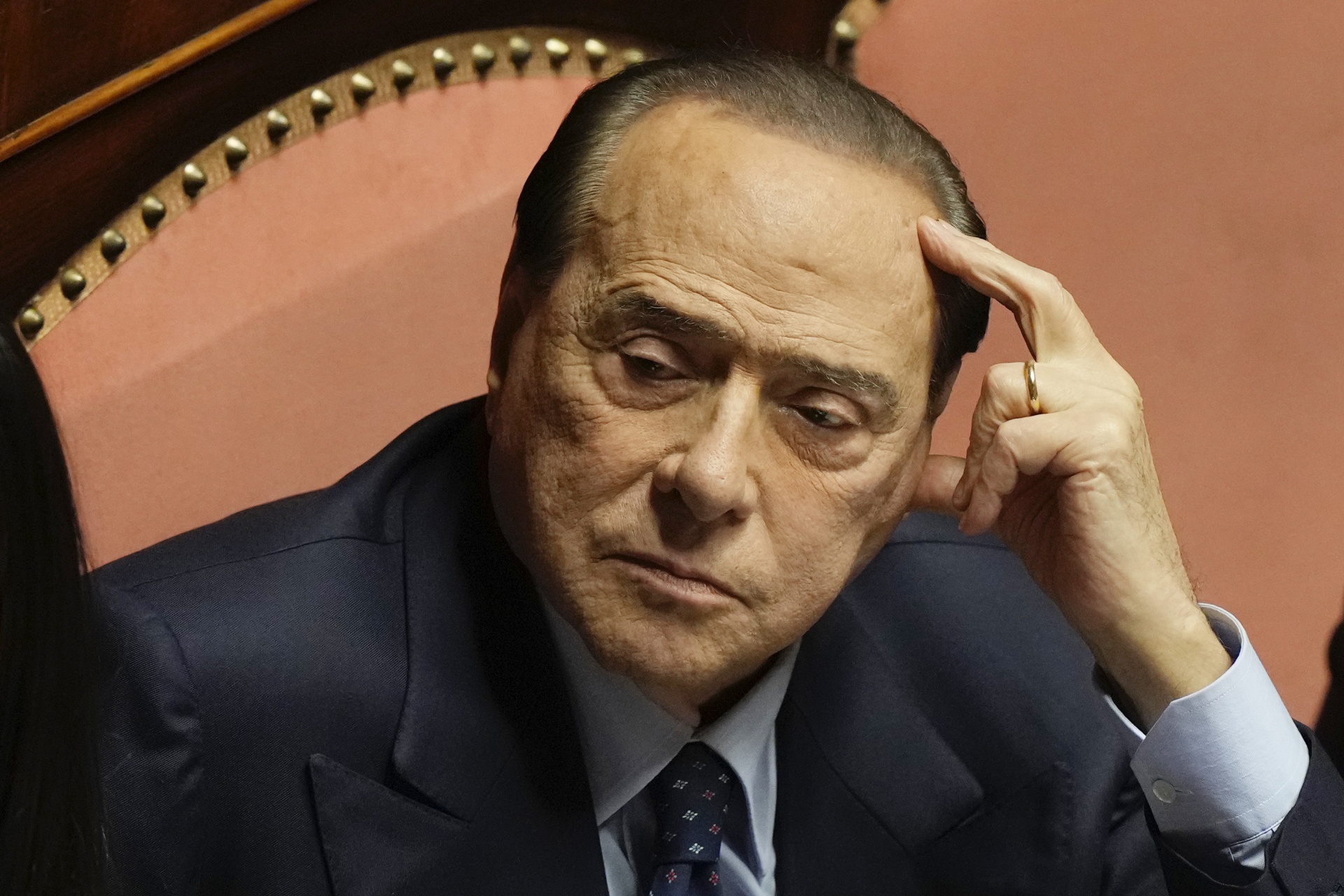 Silvio Berlusconi ended the boycott and isolation of the fascist tradition by mainstream parties, welcoming them into right-wing coalition governments from the 1990s onwards.