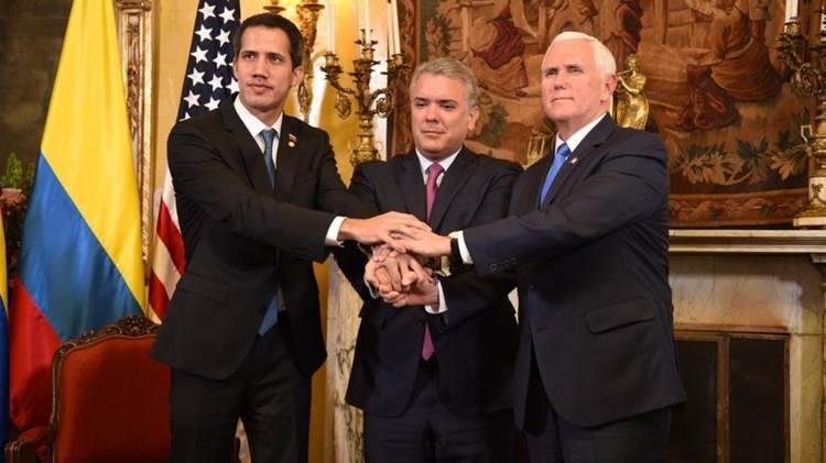 Venezuelan coup leader Juan Guaido (left) Colombian President Ivan Duque (centre)(colombia pres) and US vice president Mike Pence