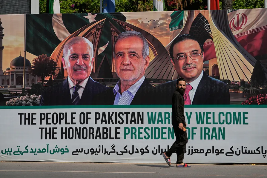 Iran’s president heads to Pakistan as US and Iran works to finalise war ending deal
