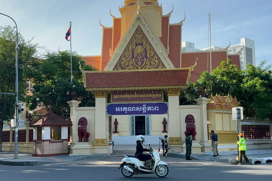 Cambodia Supreme Court upholds treason convictions of 2 journalists