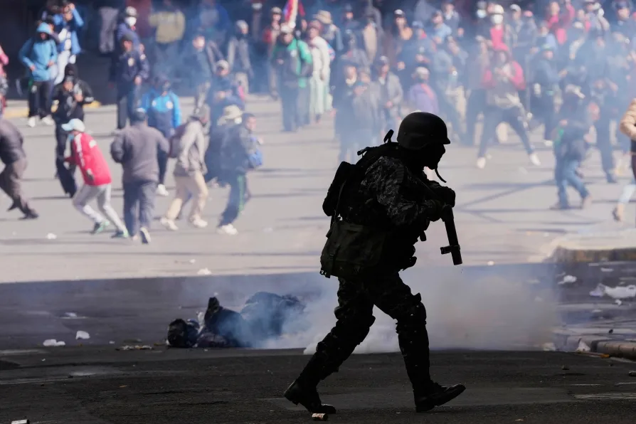 Bolivia ministers resign as protests continue to rage