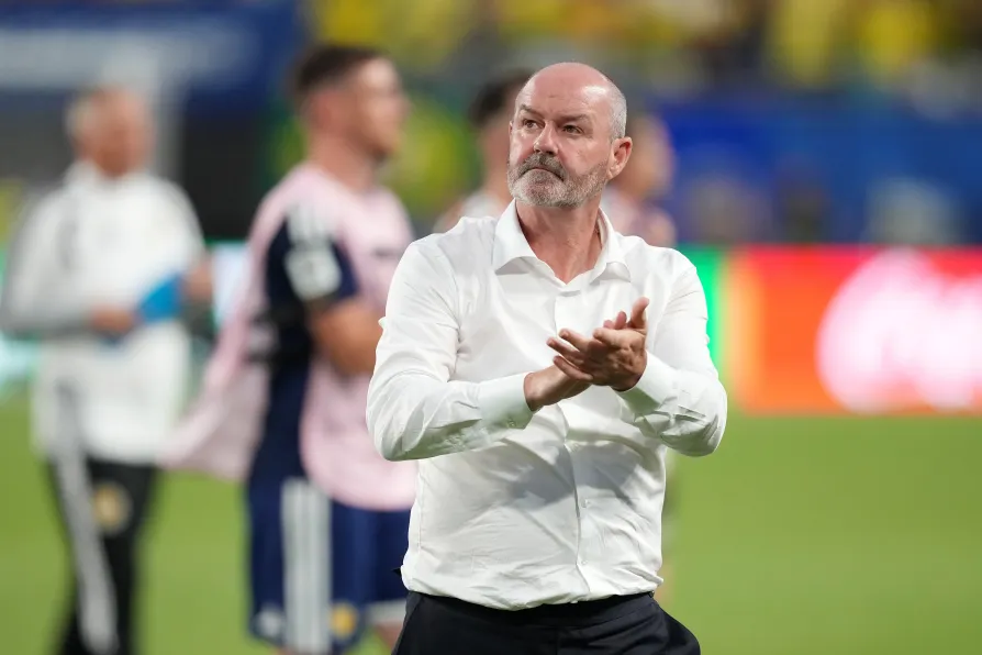 Clarke resigns in wake of Scotland's World Cup exit