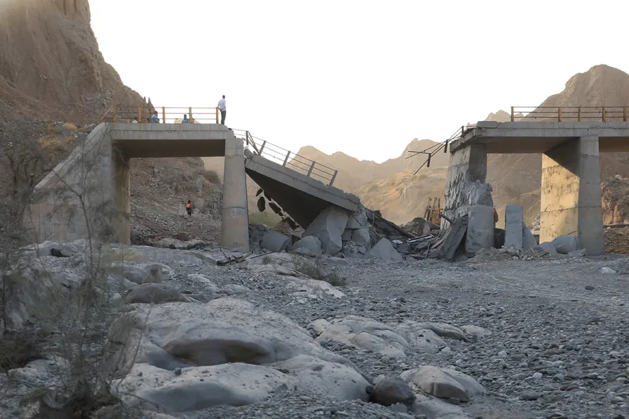 US and Iran intensify attacks as prospects for resumption of all out war grows