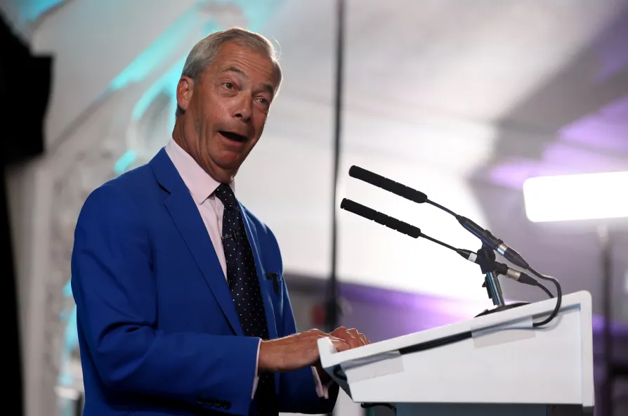 Farage did not need to declare gifts from a convicted fraudster and crypto-entrepreneur, Jenrick says