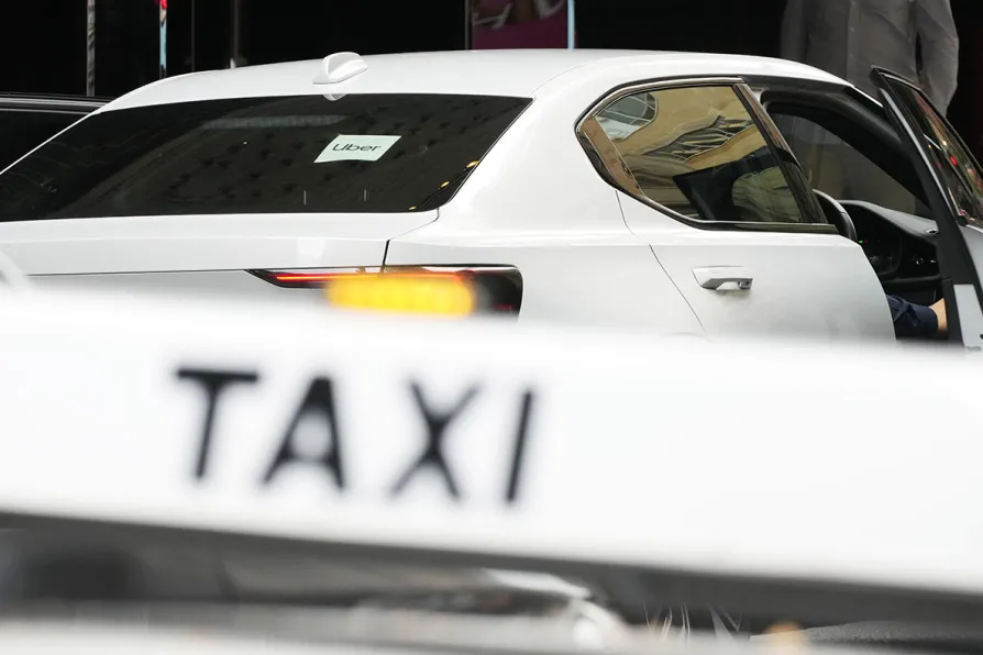 Taxi drivers' union calls on Burnham to halt driverless car trials as first act in office